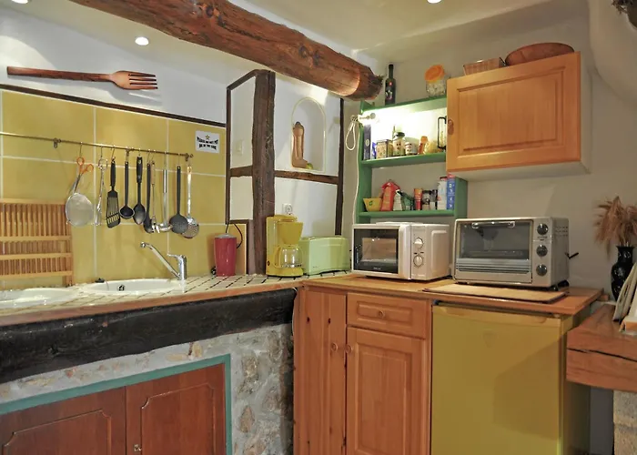 In Pyrenees With Stunning Mountain Views Villa